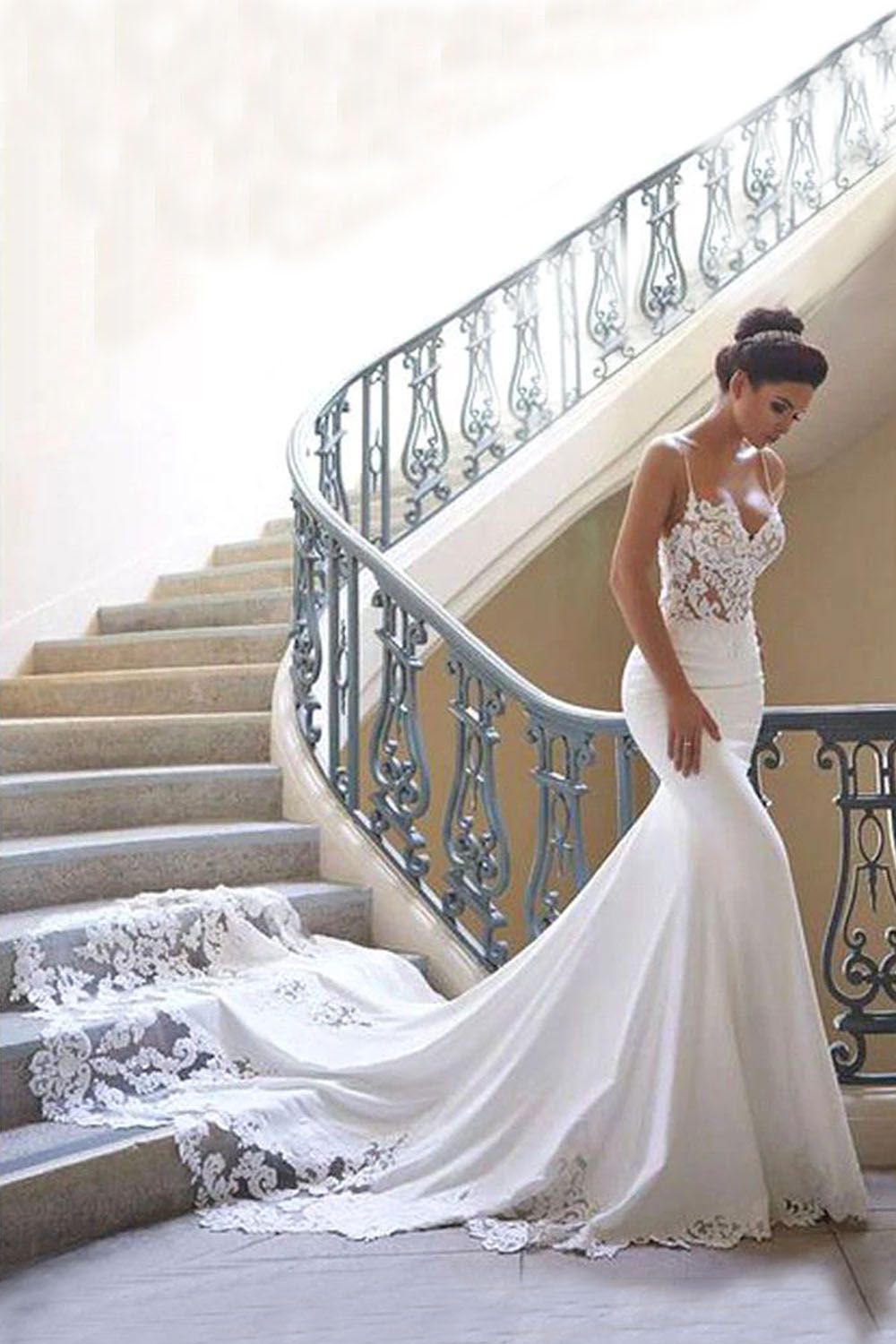 Vestido de Noiva Longo Mermaid com Alcinha em Renda Sem Costas