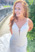 Langes Meerjungfrau-Spaghettiträger-Sweetheart-Applikationen-Spitzen-Rückenfreies Brautkleid