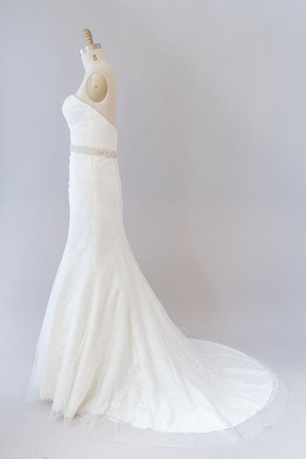 Langes Meerjungfrau-Trägerloses Tüll-Spitzen-Brautkleid