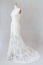 Langes Meerjungfrau-Sweetheart-Spitzenkleid ohne Rückenausschnitt für die Hochzeit