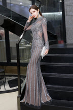 Vestidos de noite de manga comprida com lantejoulas e gola alta