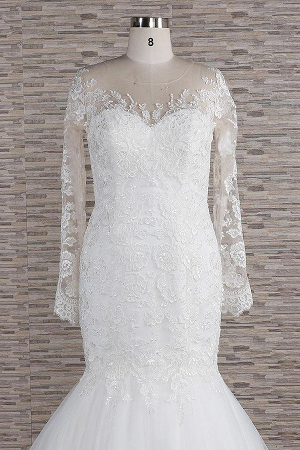 Hochzeitskleid mit langen Ärmeln, Meerjungfrau-Silhouette, Herzausschnitt, Applikationen und spitzenbesetztem rückenfreiem Design