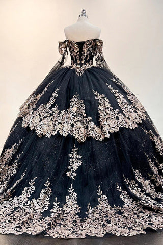 Langärmliges schulterfreies Ballkleid von Elizabeth K GL3184