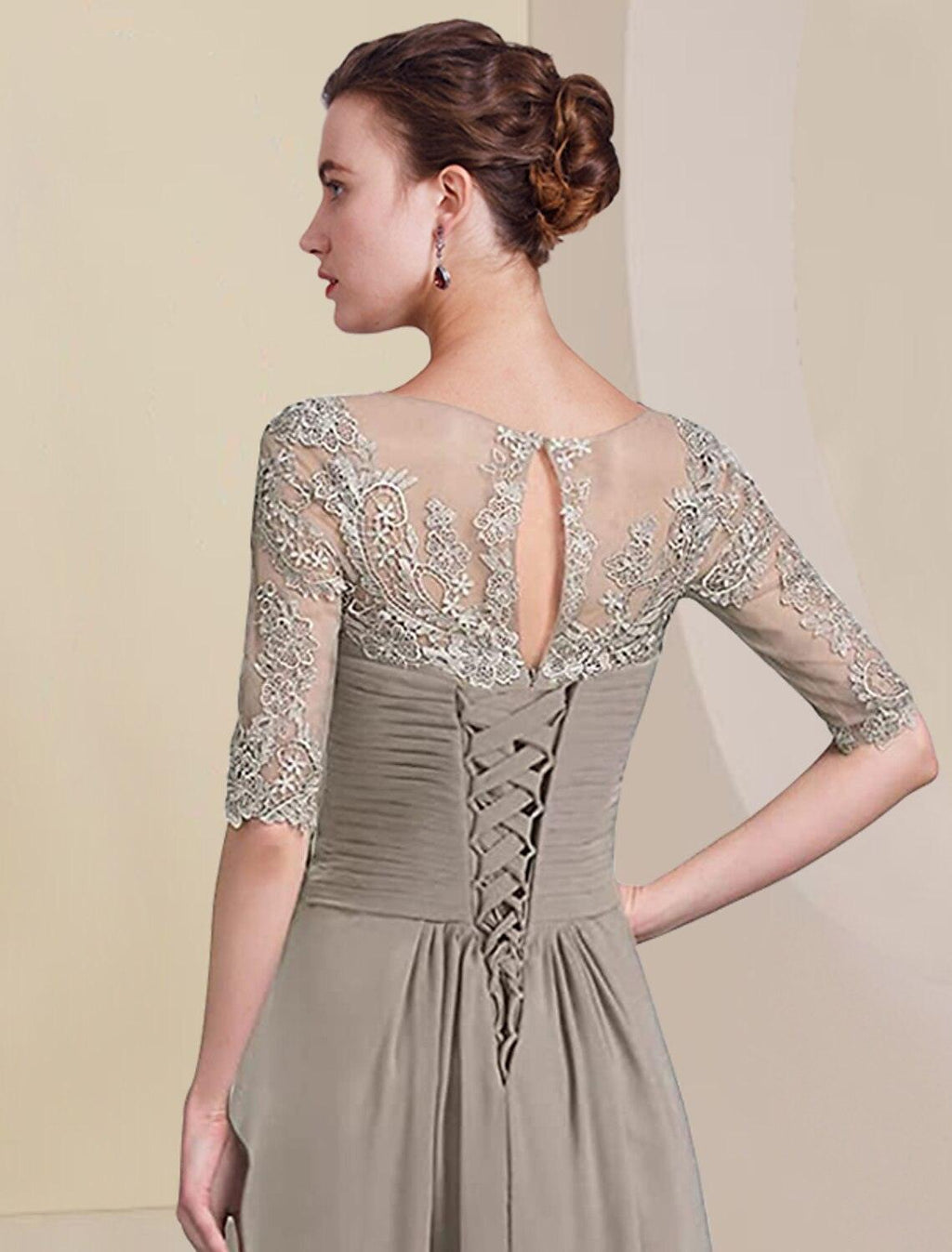 Vestido de mãe da noiva em duas peças, corte A, formal, para convidada de casamento, elegante, decote em V alto e baixo, assimétrico, comprimento chá, chiffon, renda, manga curta, envoltório, incluído com aplicações franzidas