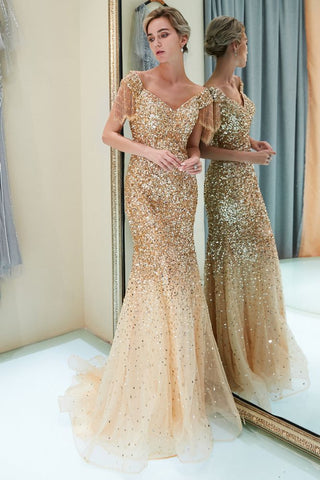 Luxuriöses schulterfreies, bodenlanges Abendkleid mit Pailletten und V-Ausschnitt