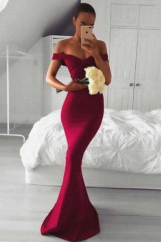 Vestido de festa comprido sereia com decote ombro a ombro e cauda comprida cor vinho PG792