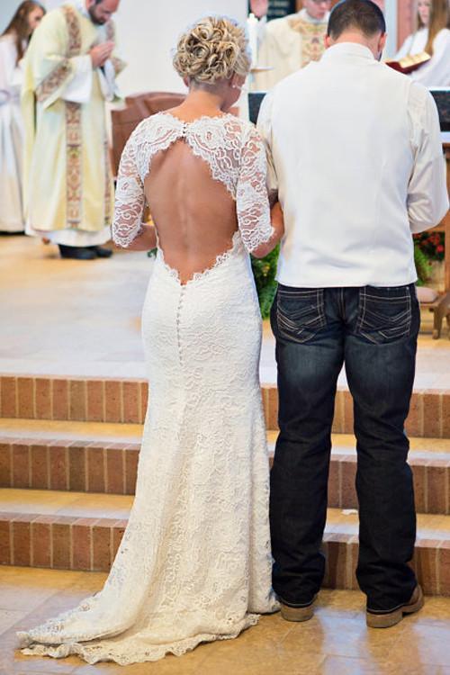 Nixen-Ausschnitt Rückenfreies Langarm-Brautkleid mit Applikationen