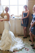 Nixenkleid ohne Ärmel mit süßem Herzausschnitt und Rüschen für die Hochzeit