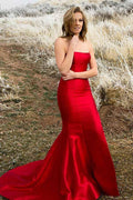 Meerjungfrau-Kleid, trägerlos, Satin, ärmellos, mit Schlitz, Falten, rot, PG951