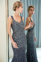 Vestidos de noite compridos com decote em V e sem mangas, cristais e missangas