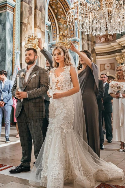 Vestidos de Noiva Modernos Longos de Sereia Sem Mangas com Aplicações de Renda