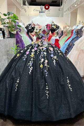 Mehrfarbiges Ballkleid mit Blumenapplikation von Elizabeth K GL3177