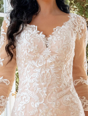 Verlobungs- und formelle Herbst-Brautkleider Trompete/Meerjungfrau-Linie Herzausschnitt Langarm Pinselschleppe Spitze Brautkleider mit Applikationen