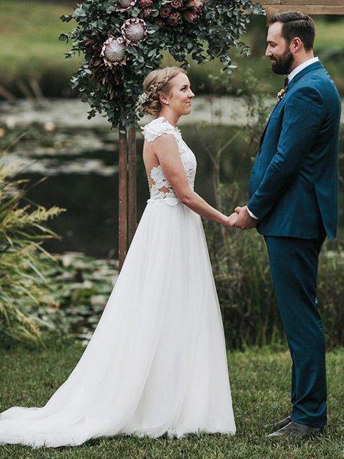 NumberSea Robe de mariée blanche en tulle A-Line avec applications et traîne balayée joyau, MW428