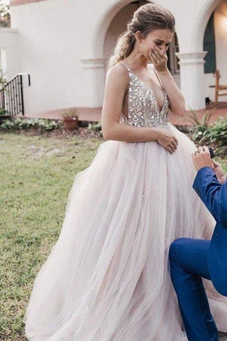 Vestido de noiva NumberSea com decote em V profundo e corpete com contas, MW622