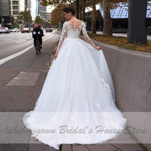 Robe de mariée NumberSea en tulle blanc bohème à manches longues