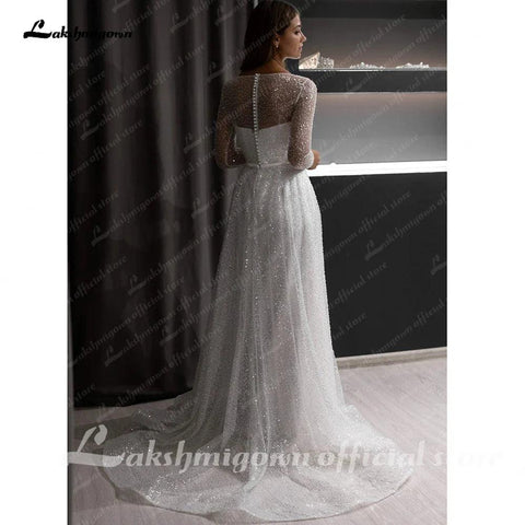 Vestido de noiva estilo boho, corte A, estilo praia, com mangas transparentes e cauda comprida, feito à medida 