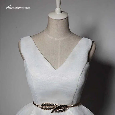 NumberSea Günstige Kurze Strand Brautkleider Rückenfreies Frauen Formale Braut Party Kleider Weißes Kleid Mit Schärpen robe de mariee de luxe 