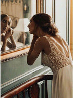 NumberSea Günstiges Tüll A-Linie V-Ausschnitt Rückenfrei Sweep Schleppe Brautkleid mit Perlen, MW429