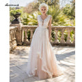 Robe de mariée blush rose NumberSea à encolure en V profond, dentelle, perles et plissés