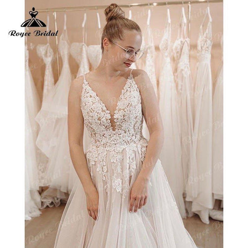 NumeroMare Sfavillante Abito da Sposa con Scollatura a V, Pizzi Applicati, Linea a A, Spalline Sottili, Stile Boho 2025, Vestito da Sposa da Spiaggia con Strascico a Velo, Su Misura