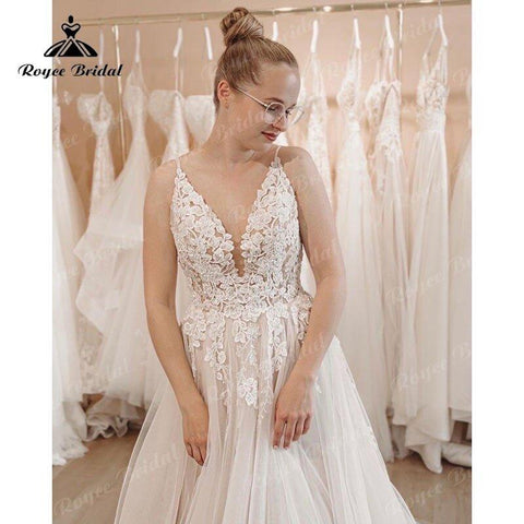 NumberSea Wunderschönes V-Ausschnitt-Spitzenapplikationen A-Linie Spaghettiträger Brautkleid Boho 2025 Robe Sweep Train Beach Brautkleid nach Maß 