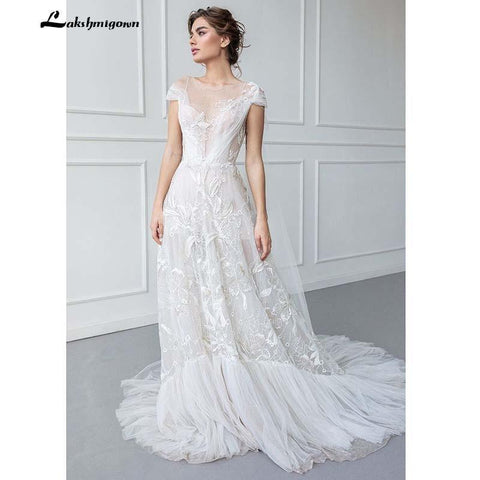 NumberSea Luxuriöses Boho-Brautkleid mit Spitze am Strand