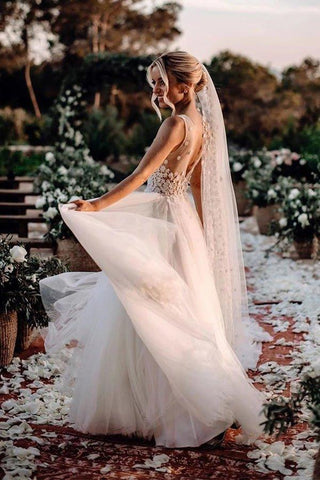Maravilhosos vestidos de noiva em tule, decote em V e corte A, com flores, MW456
