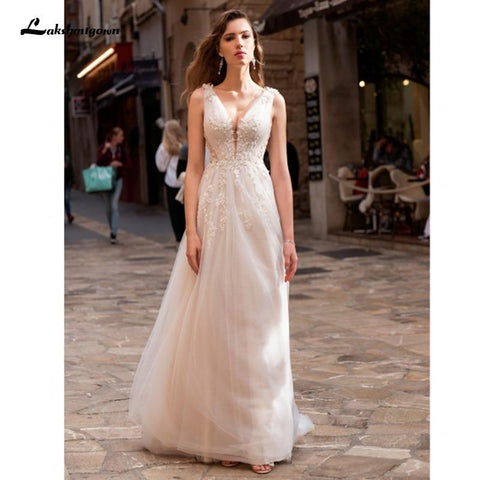 NumberSea Princess Champagner Brautkleid mit Schnürung am Rücken und Perlen