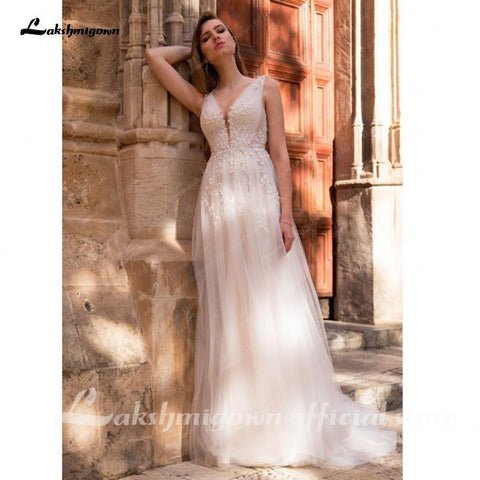 NumberSea Princess Champagner Brautkleid mit Schnürung am Rücken und Perlen