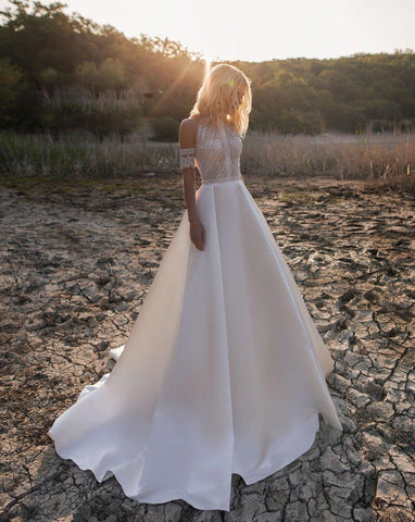 Vestidos de noiva estilo boémio NumberSea Robe De Mariee, novo design, vestidos de noiva em cetim com renda, costas abertas e botões, linha A