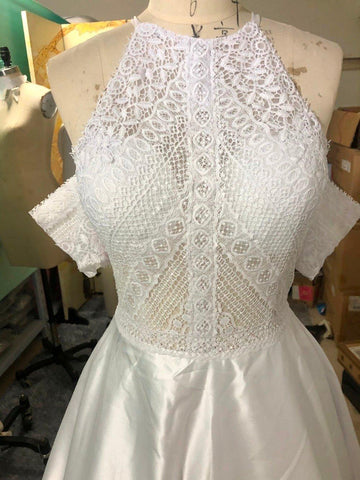 Vestidos de noiva estilo boémio NumberSea Robe De Mariee, novo design, vestidos de noiva em cetim com renda, costas abertas e botões, linha A