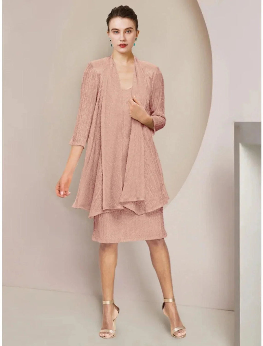 Vestido de mãe da noiva de duas peças, simples, pequeno, decote redondo, comprimento até ao joelho, renda, manga 3/4 com pregas, cor sólida