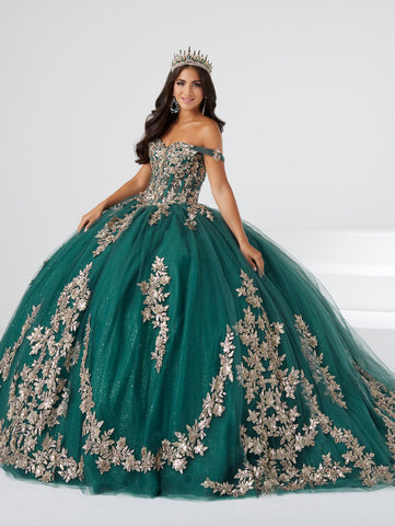 Vestido de quinceanera com espartilho e ombro descoberto, da Fiesta Gowns 56461