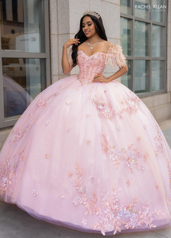 Schulterfreies Quinceanera-Kleid mit Federn von Rachel Allan RQ2186