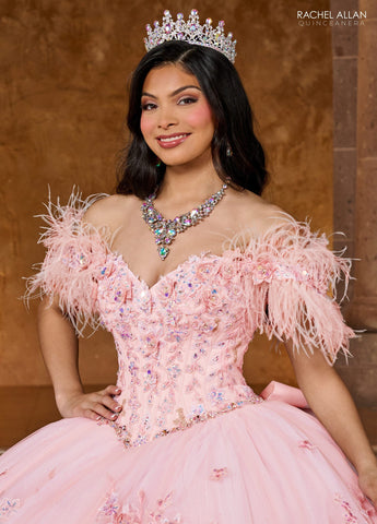 Schulterfreies Quinceanera-Kleid mit Federn von Rachel Allan RQ2186