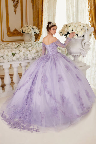 Schulterfreies Langarm-Ballkleid von Ladivine 15706