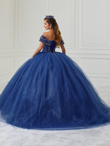 Vestido de quinceanera com decote ombro a ombro da Fiesta Gowns 56421