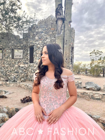 Schulterfreies Quinceanera-Kleid von Fiesta Gowns 56423
