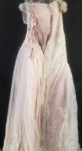 Vestido de quinceanera ombro a ombro da House of Wu 26981