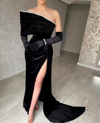 Long Sleeves Mermaid Velvet Off-the-Shoulder Black Satin Prom Dress with Gloves