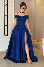 Schwarzes, langes, schulterfreies A-Linien-Ballkleid aus Satin mit Schlitz