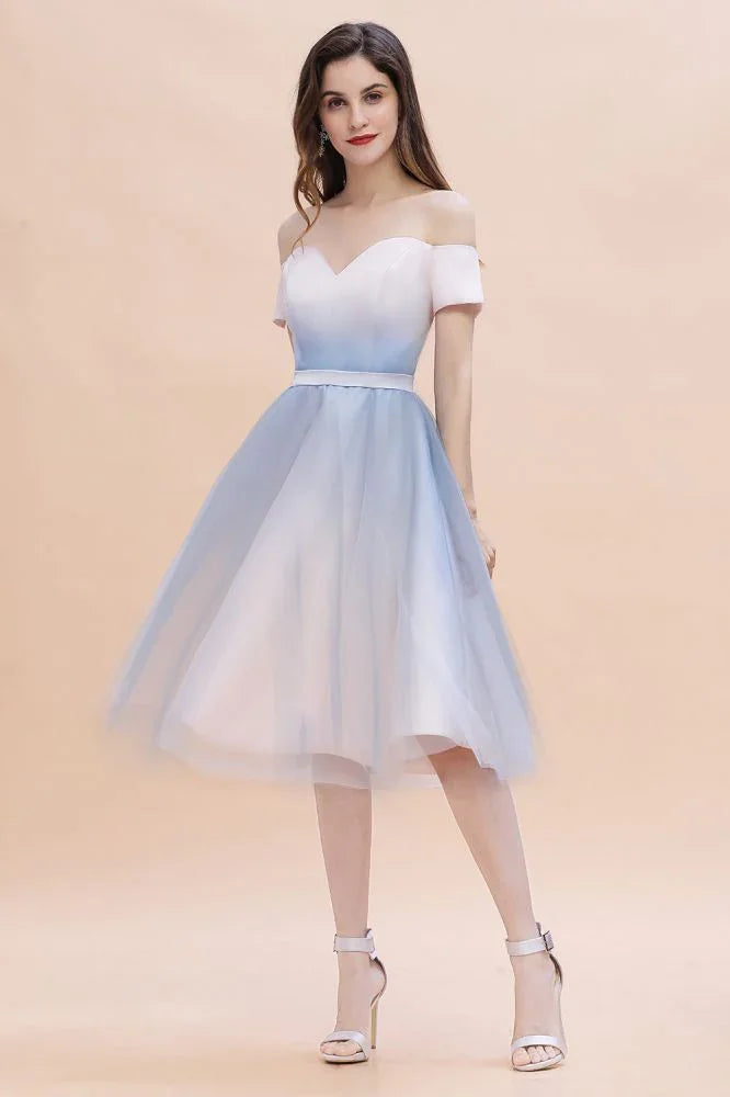 Vestido de Fiesta Mini Alineado con Escote Corazón y Degradado de Hombros Descubiertos