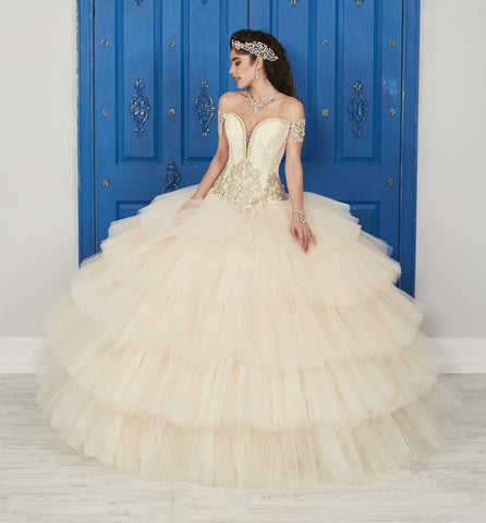 Schulterfreies Kleid mit V-Ausschnitt von House of Wu LA Glitter 24036