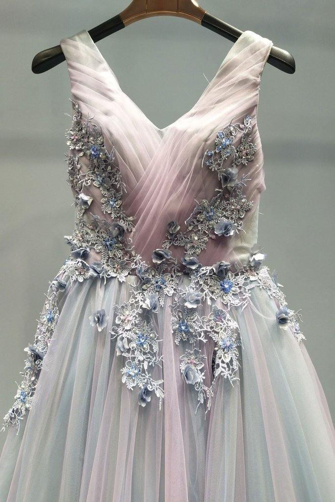 Lindo vestido de baile com decote em V e corte A em tule PSK096