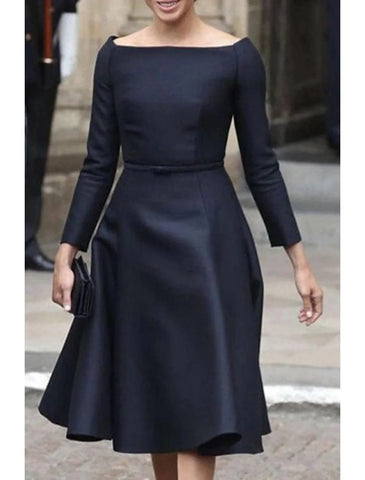 Elegantes, schlichtes Kleid mit Rundhalsausschnitt, knielang, lange Ärmel, Taft, Schärpe, einfarbig, Mutter der Braut