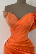 Orange Langes, schulterfreies Meerjungfrau-Ballkleid aus Satin
