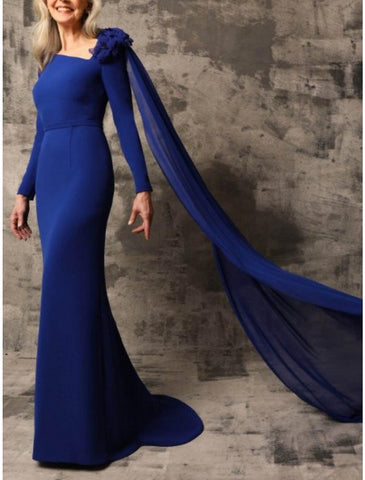Etuikleid/Säulenkleid für die Brautmutter, Hochzeitsgast, elegant, quadratischer Ausschnitt, Hofschleppe, Stretch-Chiffon, lange Ärmel mit Blumen, einfarbig