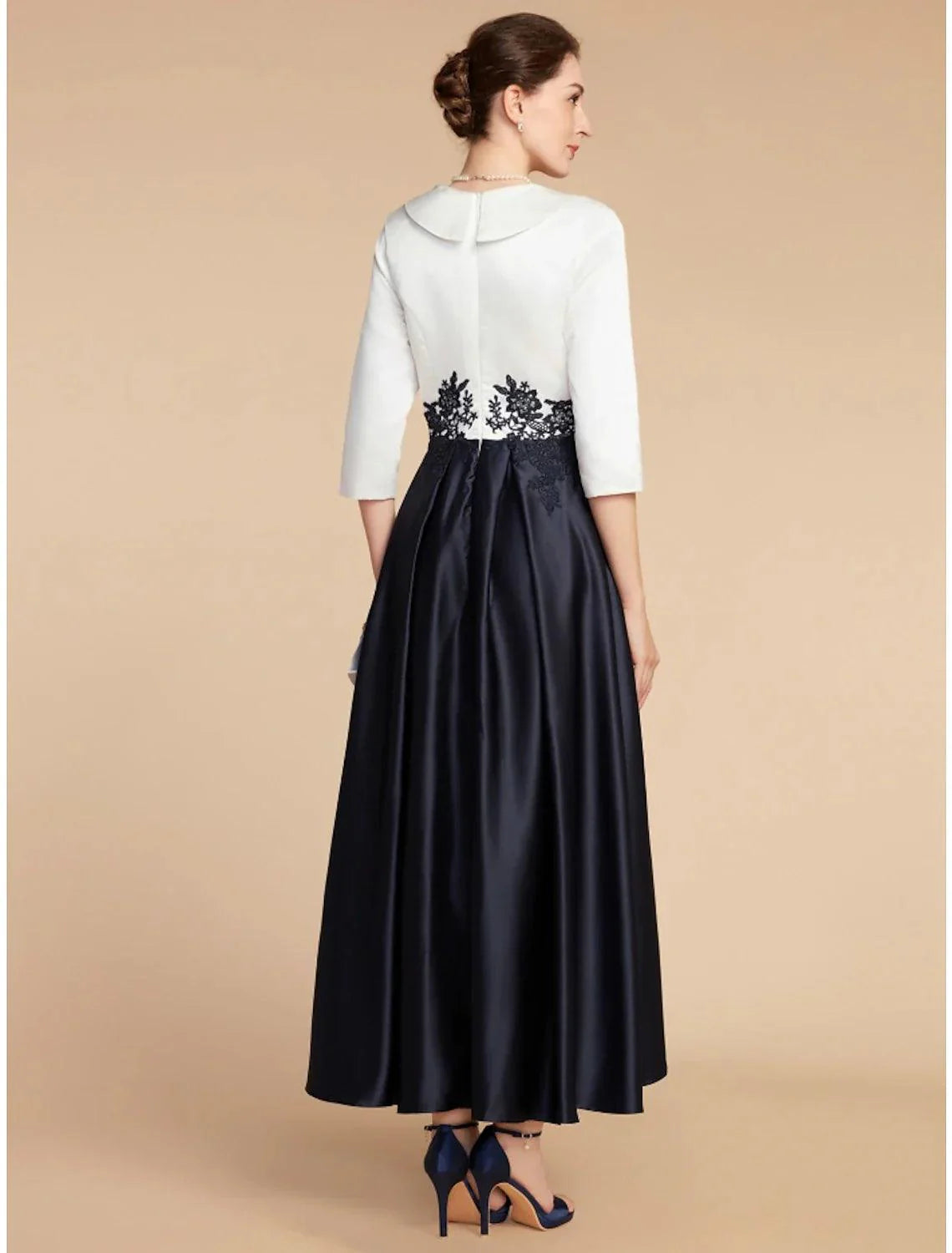 Vestido de mãe da noiva em linha A da Numbersea, elegante, pequeno, decote em V, assimétrico, cetim, renda, meia manga com franzido