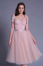 Vestido corto de fiesta rosa adorable y encantador para invitada de boda